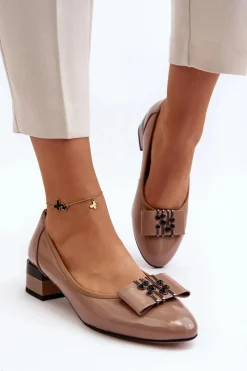 Discount Buty damskie Vinceza Lakierowane Czółenka Na Klocku Beżowe Ilvanna