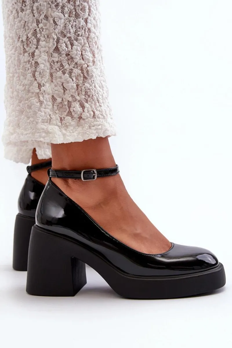 Czółenka Na Platformie|Czółenka Na Słupku>Boto Lakierowane Czółenka Na Masywnym Obcasie Czarne Effiba