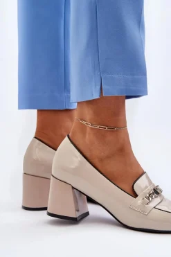 Online Lakierowane Czółenka Na Niskim Obcasie Z Ozdobą Beżowe Makki Damskie Czółenka Na Słupku|Czółenka Klasyczne