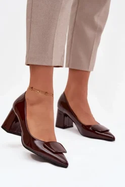 Sale Boto Lakierowane Czółenka Na Słupku Z Ozdobą Czekoladowe Isoline Brązowy