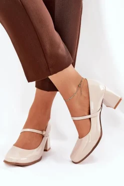 Czółenka Na Słupku|Czółenka Klasyczne><noscript><img width=