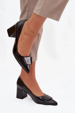 Sale Boto Lakierowane Czółenka Na Słupku Z Ozdobą Czarne Isoline Czarny