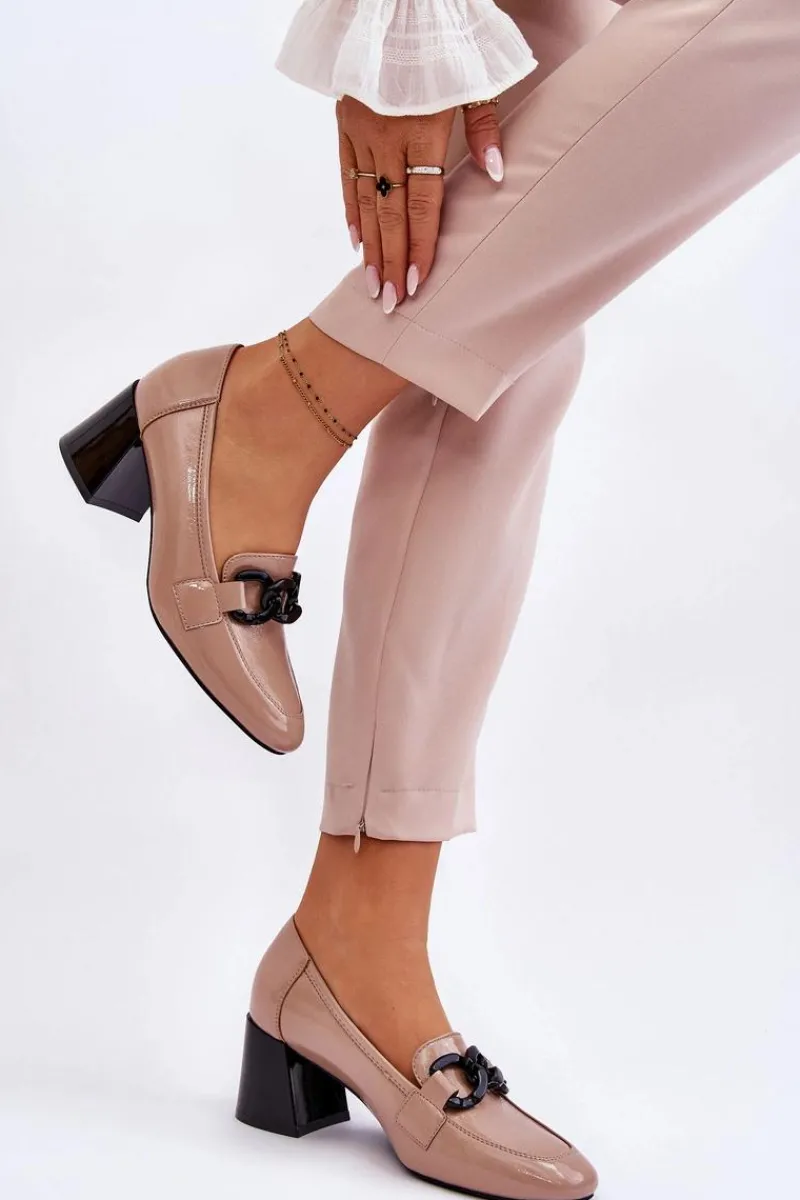 Lakierowane Czółenka Z Łańcuchem Beżowe Keilani Damskie Czółenka Na Słupku|Czółenka Klasyczne