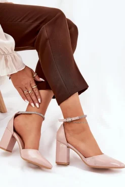 Czółenka Na Słupku|Czółenka Klasyczne><noscript><img width=