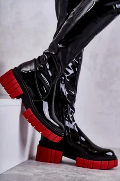 Muszkieterki|Kozaki Wiosenne><noscript><img width=