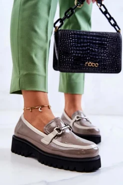 Clearance Damskie buty S.Barski Lakierowane Damskie Półbuty Loafery Beżowo-Białe Cassida