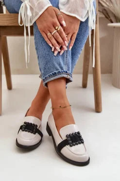 Outlet Lakierowane Mokasyny Damskie Z Ozdobą Jasnoszare Vinceza 58389 Damskie Loafersy Damskie|Mokasyny Płaskie