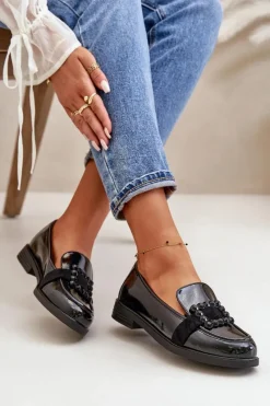 Loafersy Damskie|Mokasyny Płaskie></noscript>Buty damskie Vinceza Lakierowane Mokasyny Damskie Z Ozdobą Czarne Vinceza 58389 Czarny