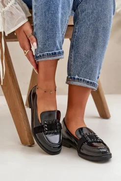 Loafersy Damskie|Mokasyny Płaskie></noscript>Buty damskie Vinceza Lakierowane Mokasyny Damskie Z Ozdobą Czarne Vinceza 58389 Czarny