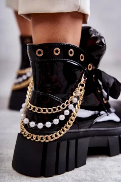 Outlet Boto Lakierowane Ocieplane Botki Z Łańcuszkiem Czarne Karoline