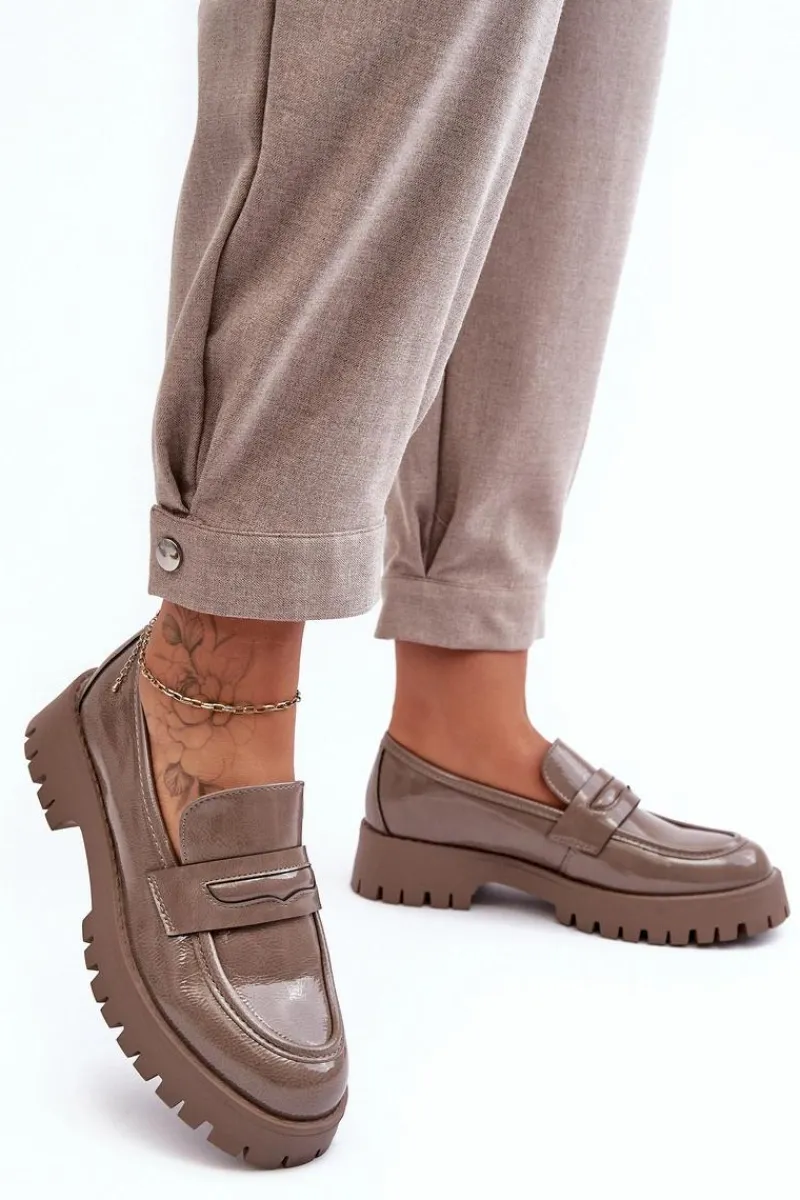 Hot Lakierowane Półbuty Loafersy Na Płaskim Obcasie Beżowe Jannah Damskie Mokasyny Damskie Lakierowane