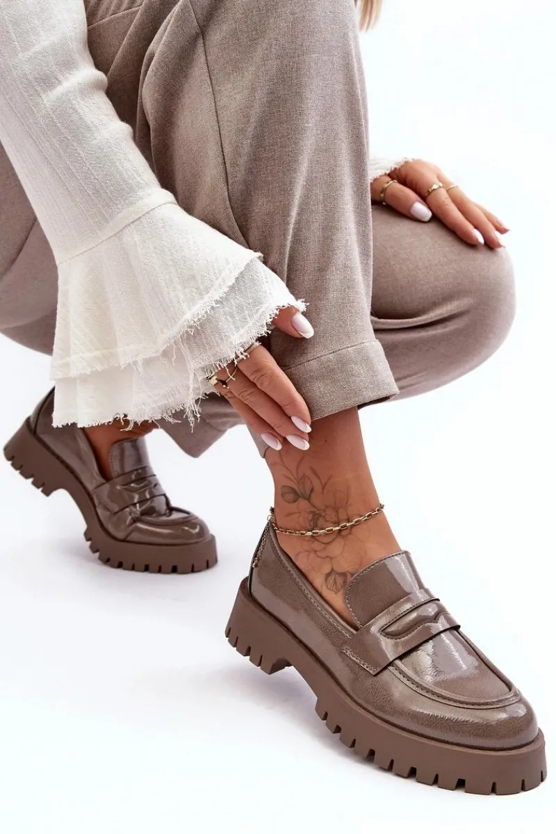 Hot Lakierowane Półbuty Loafersy Na Płaskim Obcasie Beżowe Jannah Damskie Mokasyny Damskie Lakierowane