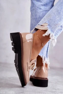 Sale Buty damskie Vinceza Lakierowane Półbuty Loafery Na Platformie Beżowe Reidun