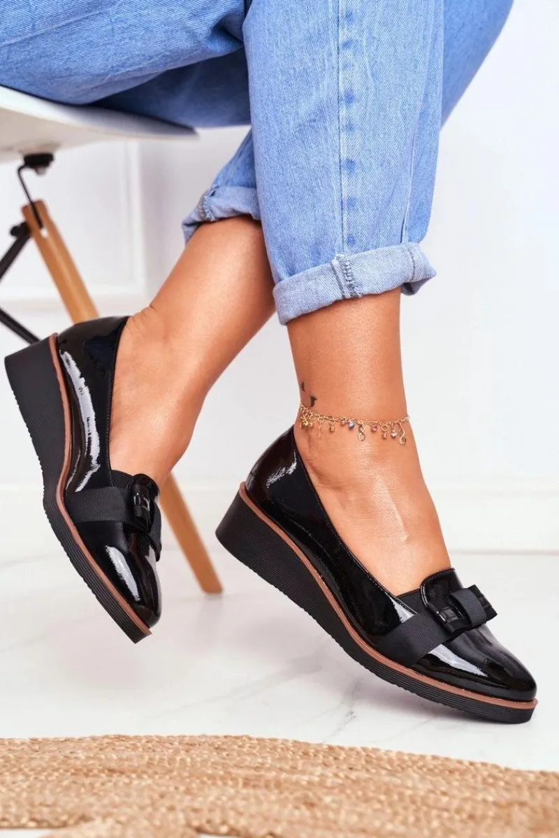 Półbuty Lakierowane>Buty damskie Vinceza Lakierowane Półbuty Na Koturnie VINCEZA 22-10446 Czarne