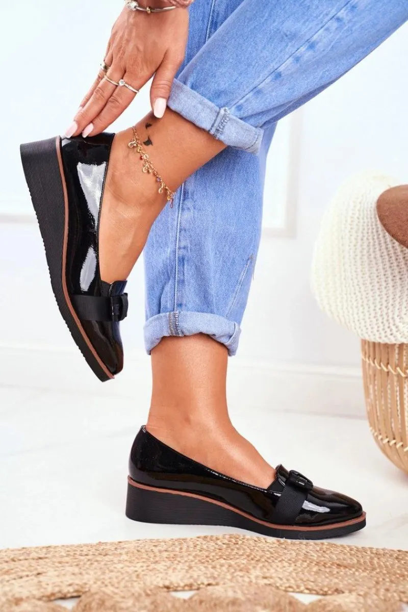 Półbuty Lakierowane>Buty damskie Vinceza Lakierowane Półbuty Na Koturnie VINCEZA 22-10446 Czarne