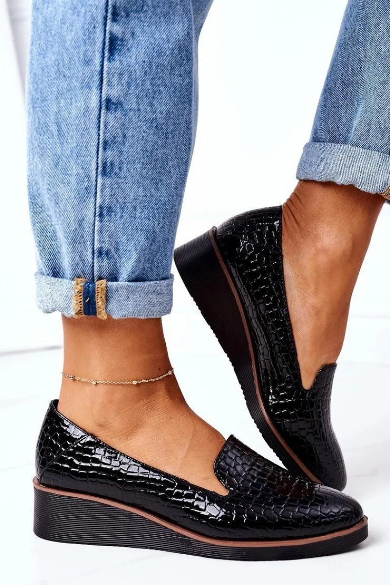 Półbuty Lakierowane|Mokasyny Damskie Lakierowane>Buty damskie Vinceza Lakierowane Półbuty Na Koturnie Vinceza 10675 Czarne