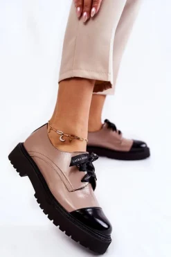 Hot Laura Messi Lakierowane Półbuty Wiązane 2441 Beżowe