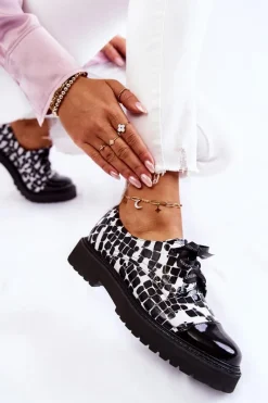 Półbuty Lakierowane|Półbuty Skórzane><noscript><img width=