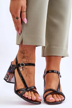 Discount Damskie buty S.Barski Lakierowane Sandałki Na Ozdobnym Słupku D&A CR-232 Czarne Czarny