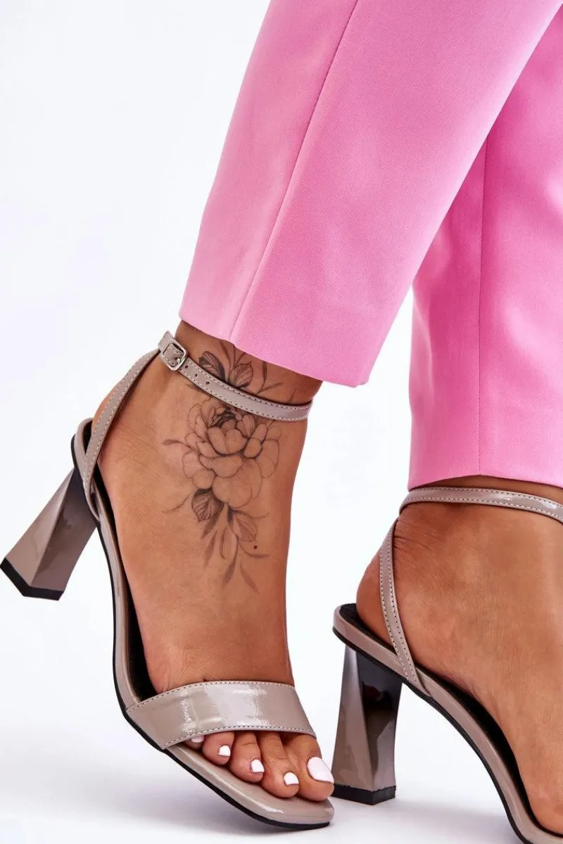 New Lakierowane Sandały Na Obcasie Szare Owen Damskie Sandały Na Obcasie