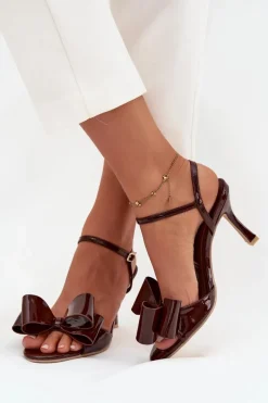 Online Boto Lakierowane Sandały Na Szpilce Z Kokardą Czekoladowe Noliva Brązowy