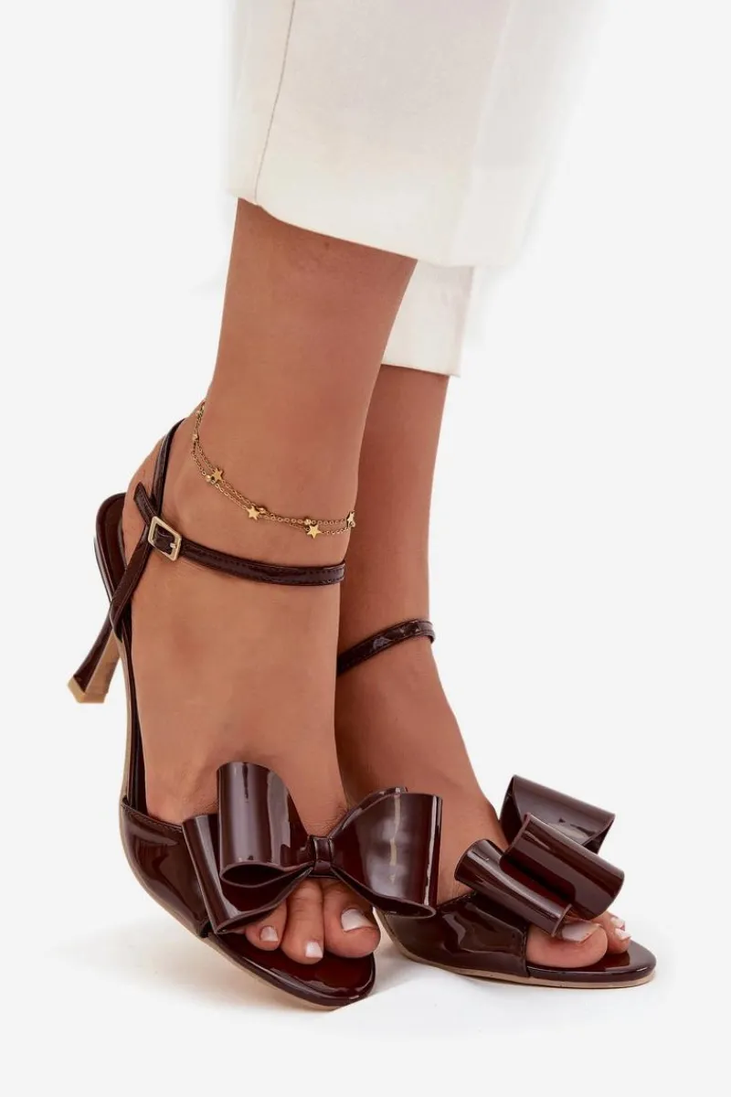 Online Boto Lakierowane Sandały Na Szpilce Z Kokardą Czekoladowe Noliva Brązowy