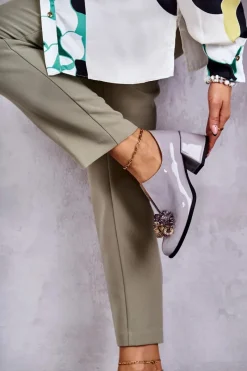 Sale Boto Lakierowane Skórzane Półbuty Gładkie Z Ciemną Ozdobą Szare Delaver