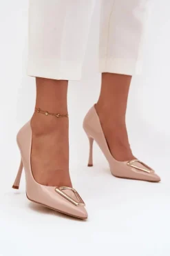 New Boto Lakierowane Szpilki Ze Złotym Detalem Beżowe Paivelle Beżowy