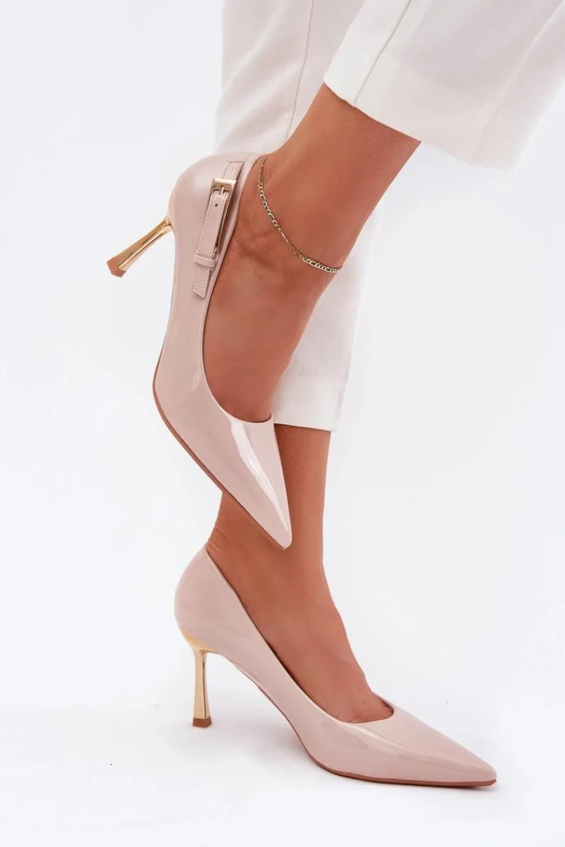 Czółenka Klasyczne>Boto Lakierowane Szpilki Ze Złotą Klamrą Beżowe Mivira