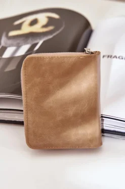 Boto Lakierowany Damski Portfel Portmonetka Ciemnobeżowy Yathika