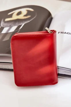 Outlet Lakierowany Damski Portfel Portmonetka Czerwony Yathika Portfele
