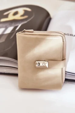 Portfele>Boto Lakierowany Damski Portfel Portmonetka Jasnobeżowy Yathika