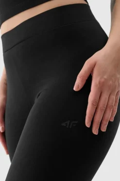 Spodnie Damskie></noscript>4F Legginsy Damskie Dzianinowe Czarne WMM00TTIGF195-20S