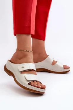 New Lekkie Klapki Damskie Z Eko Skóry Srebrne Frellia Damskie Klapki Damskie Klasyczne