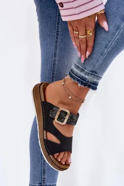 Klapki Na Platformie|Klapki Damskie Klasyczne></noscript>INBLU Lekkie Klapki Damskie Z Klamrą GS000055 Czarne