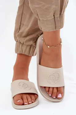 New Evento Lekkie Klapki Damskie Z Ozdobnym Tłoczeniem Beżowe Isarisa