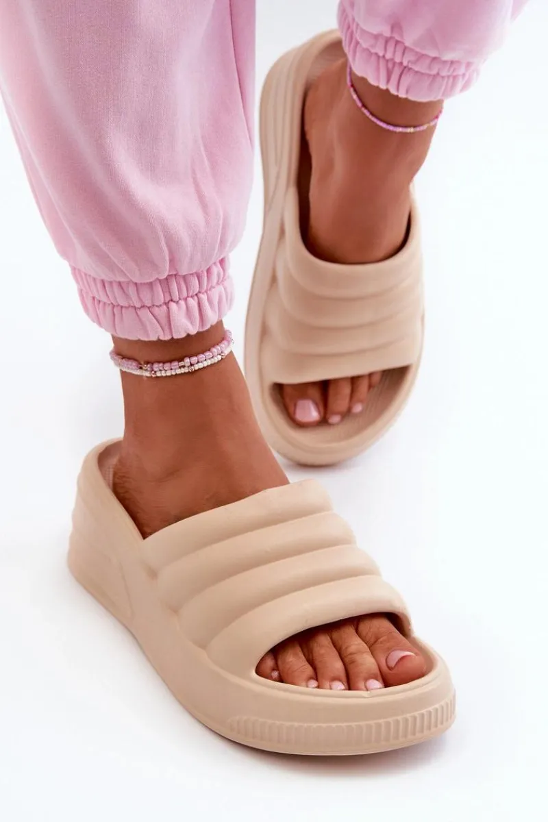 Boto Lekkie Piankowe Klapki Damskie Na Koturnie I Platformie Beżowe Tendrea