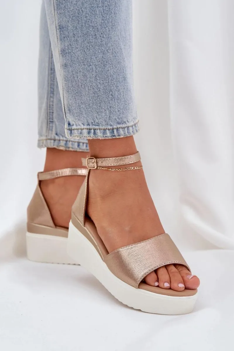 Outlet Boto Lekkie Sandały Na Platformie I Delikatnym Koturnie Złote Gillifia Złoty