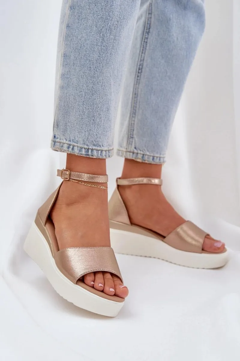 Outlet Boto Lekkie Sandały Na Platformie I Delikatnym Koturnie Złote Gillifia Złoty