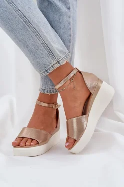 Outlet Boto Lekkie Sandały Na Platformie I Delikatnym Koturnie Złote Gillifia Złoty