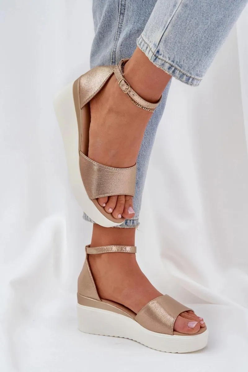Outlet Boto Lekkie Sandały Na Platformie I Delikatnym Koturnie Złote Gillifia Złoty