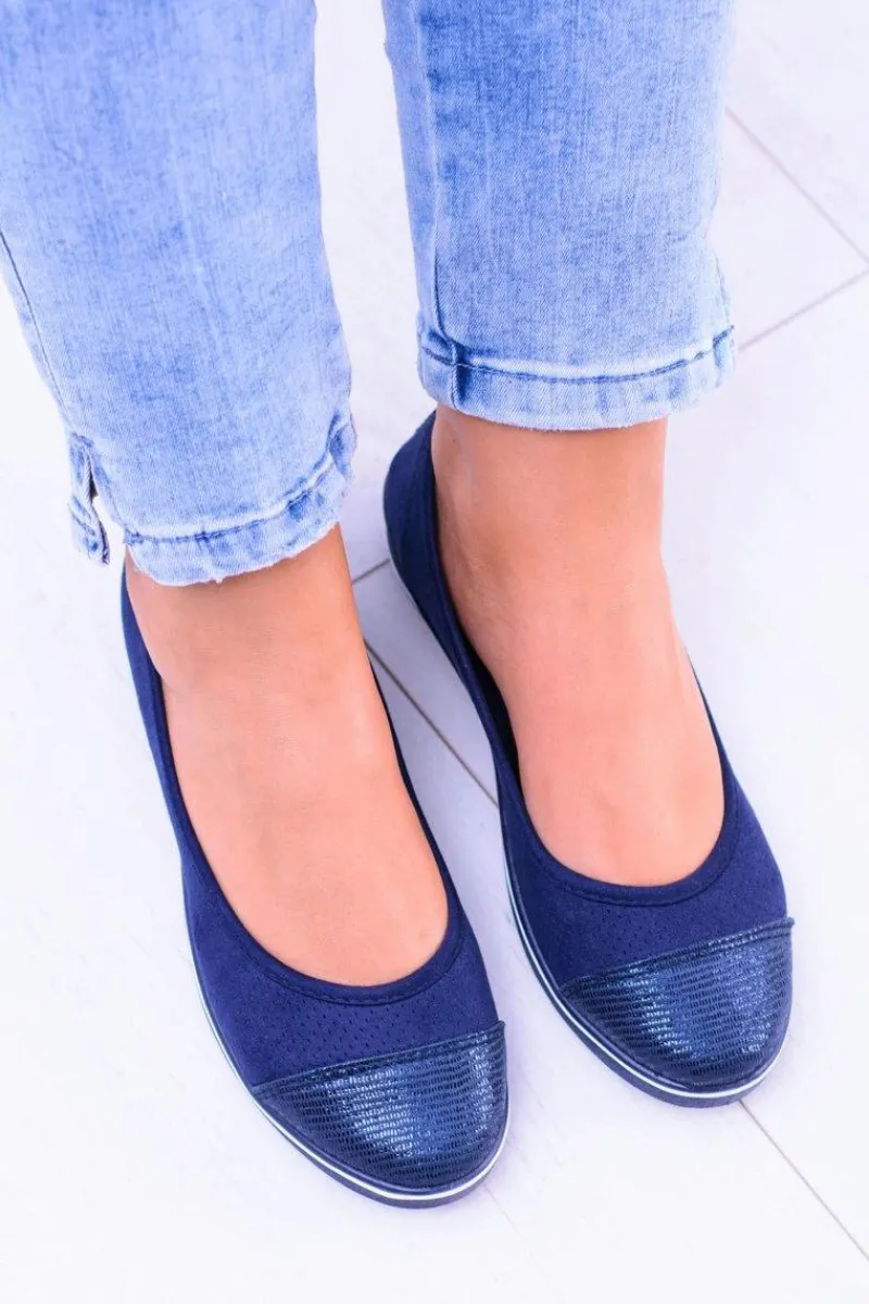 Clearance Boto Materiałowe Granatowe Baleriny Na Koturnie Elleni