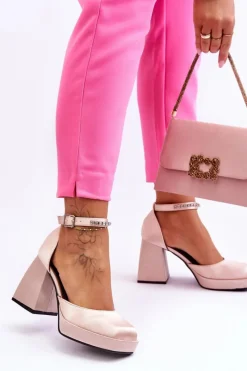 Czółenka Na Platformie|Czółenka Na Słupku><noscript><img width=