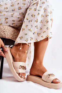 Klapki Damskie Klasyczne>Damskie buty S.Barski Modne Klapki Z Łańcuchem Beżowe Megosa