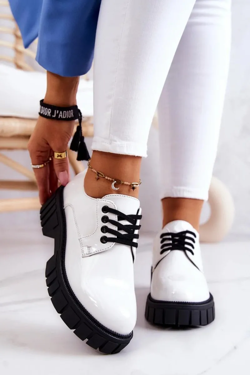 Outlet Boto Modne Lakierowane Półbuty La.Fi 210013W-LA Białe