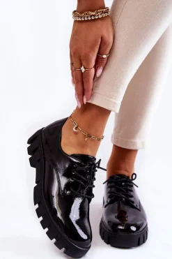 Buty damskie Vinceza Modne Lakierowane Półbuty Wiązane Czarne Gwendy