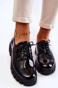 Buty damskie Vinceza Modne Lakierowane Półbuty Wiązane Czarne Gwendy