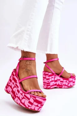 Outlet Modne Sandały Na Koturnie We Wzory Fuksja Claria Damskie Sandały Na Koturnie