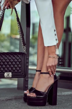 Sandały Na Obcasie><noscript><img width=