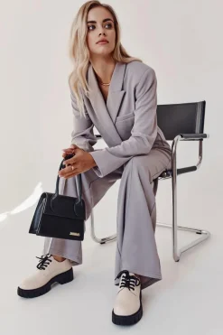 New Modne Skórzane Półbuty La.Fi 210013BE-PU Beżowe Damskie Półbuty Lakierowane